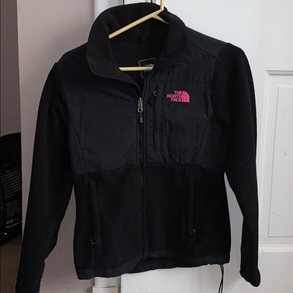 Northface- breast cancer awareness